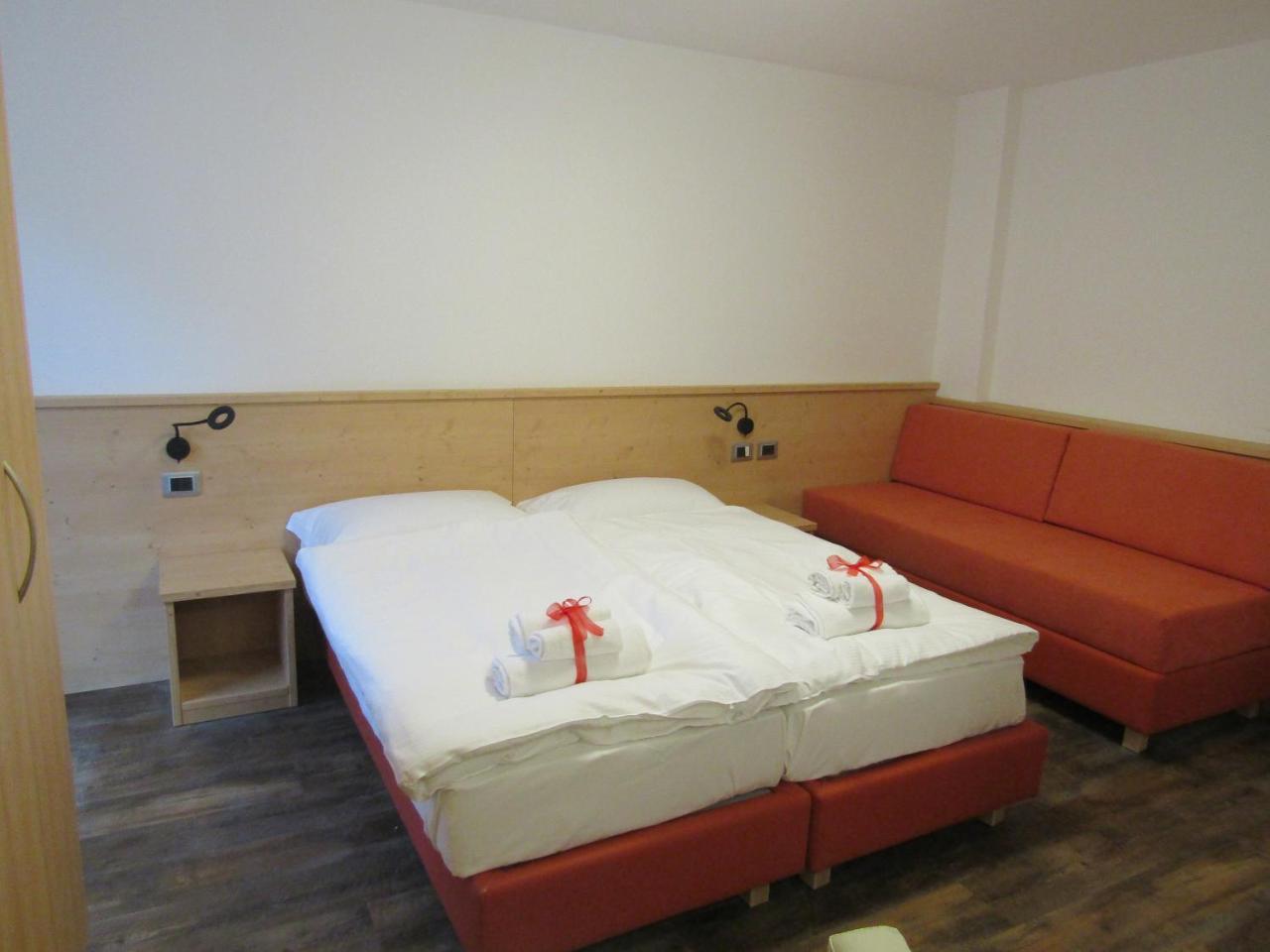 Affittacamere B&B Lodge Ski Pampeago Tesero Extérieur photo
