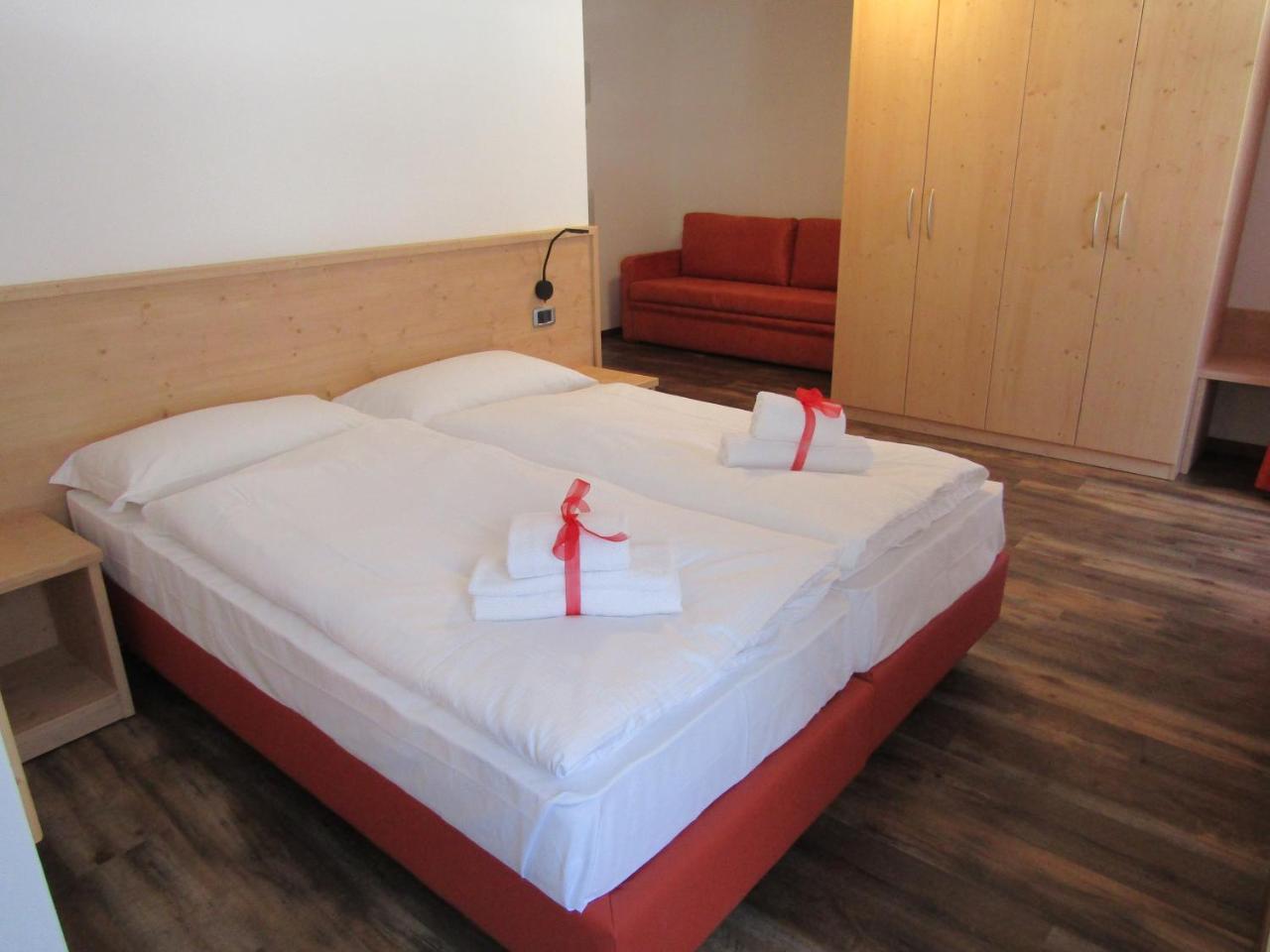 Affittacamere B&B Lodge Ski Pampeago Tesero Extérieur photo